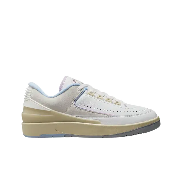 Jordan Jordan 2 Retro Low Look, Up in the Air (Women's) - view 2