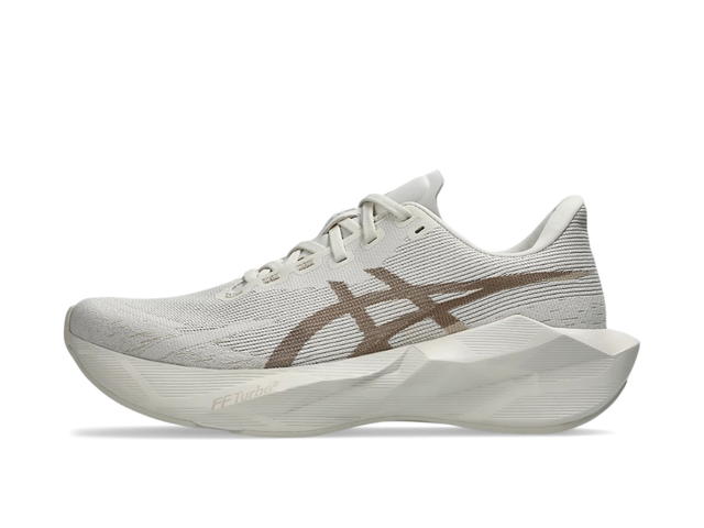 Asics Asics Novablast 6 Soft Oat Greige - view 2