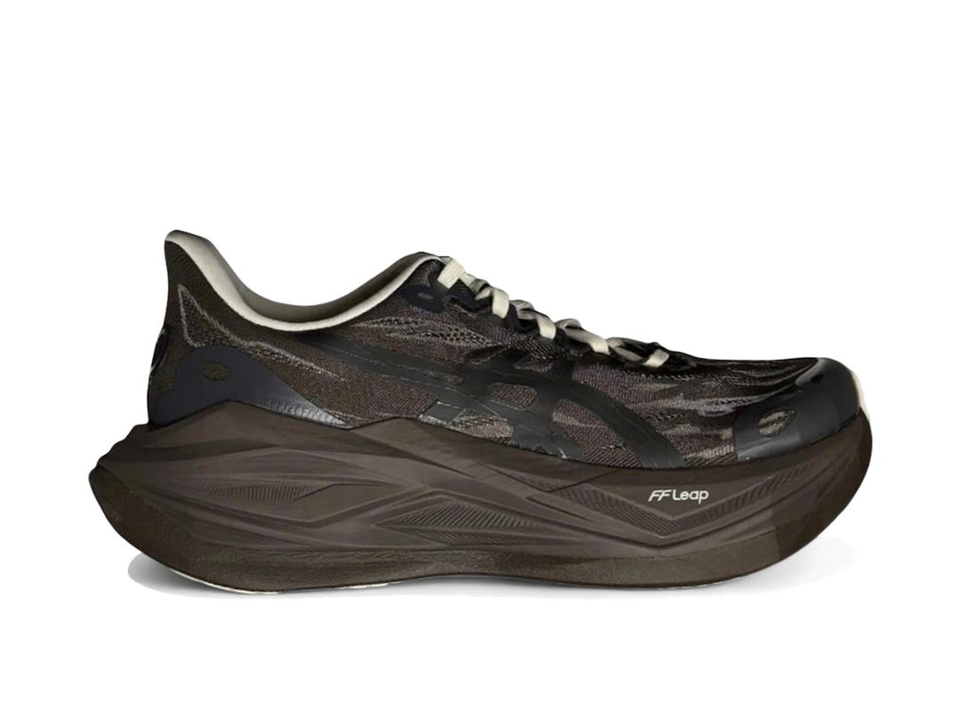Asics Asics Superblast 3 Blacktoes Keep Running Quiet