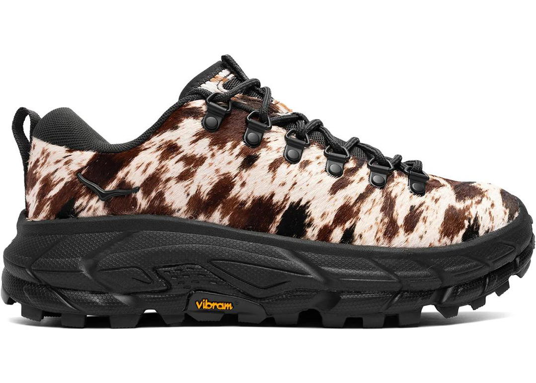 Hoka Hoka One One Tor Summit + Pirate Black