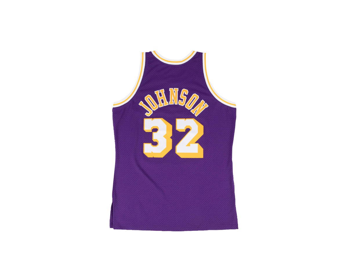 Mitchell & Ness Mitchell & Ness Los Angeles Lakers Magic Johnson 1984-85 Hardwood Classics Road Swingman Jersey - Purple - Mens