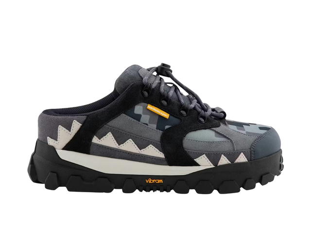 A Bathing Ape A Bathing Ape x Kazuki Kuraishi Show Clog Sta M2 Gray - view 1