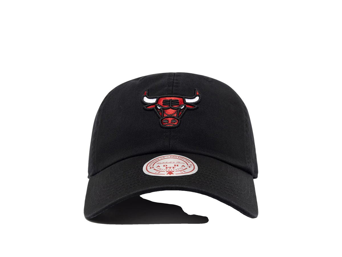 Mitchell & Ness Mitchell & Ness NBA Chicago Bulls Team Logo Dad Hat