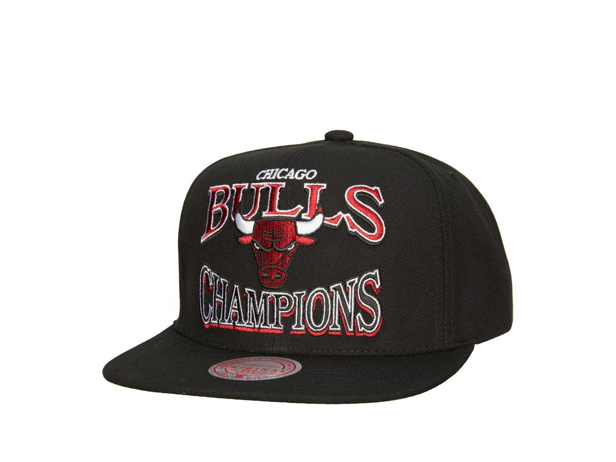 Mitchell & Ness Mitchell & Ness Chicago Bulls Champions Era Hardwood Classics Snapback - Black