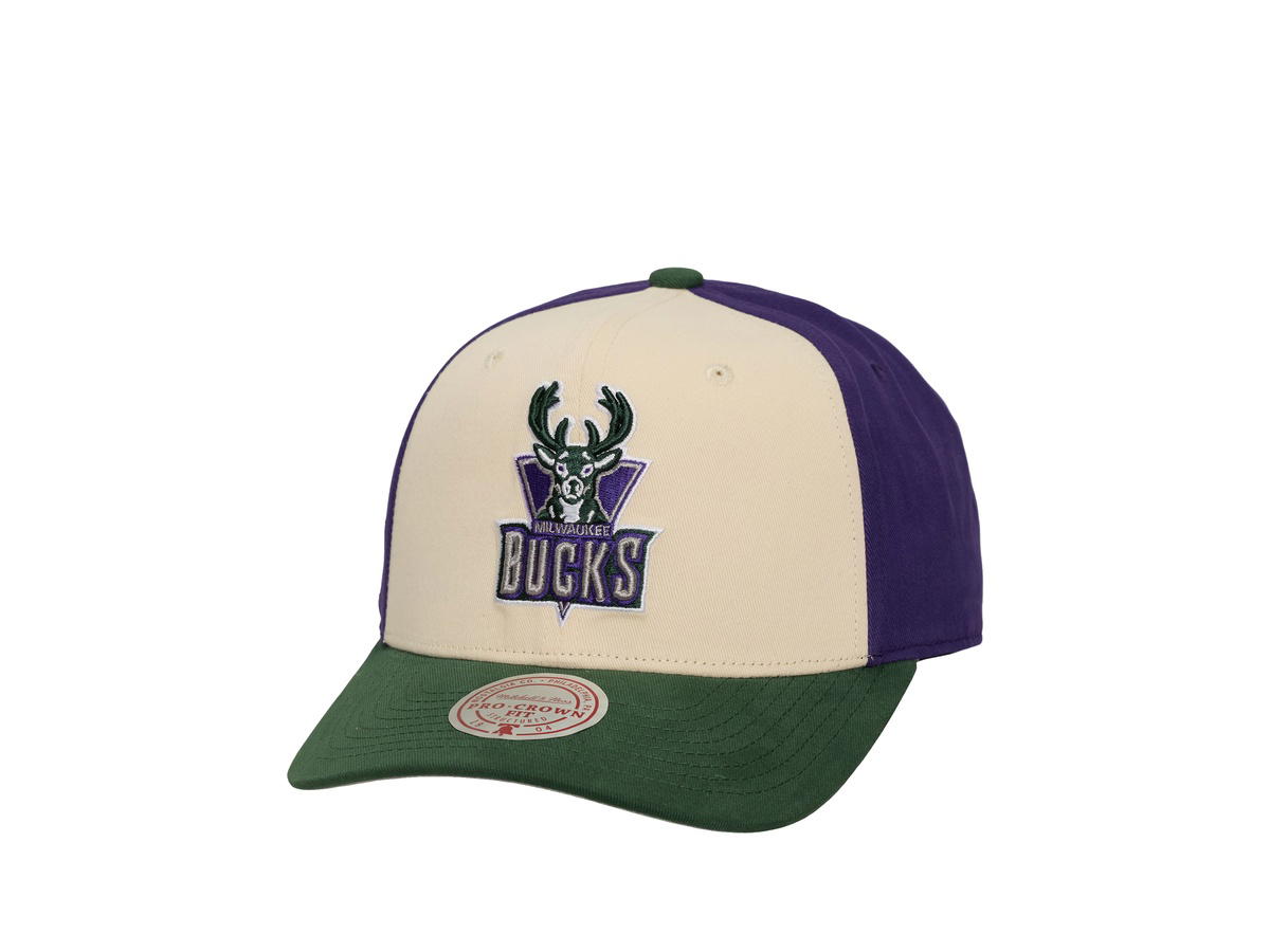 Mitchell & Ness Mitchell & Ness Milwaukee Bucks Brushed Off Pro Hardwood Classics Snapback - Off White