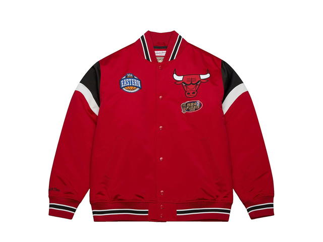 Mitchell & Ness Mitchell & Ness Chicago Bulls Heavyweight Satin Jacket - Scarlet - Mens - view 1