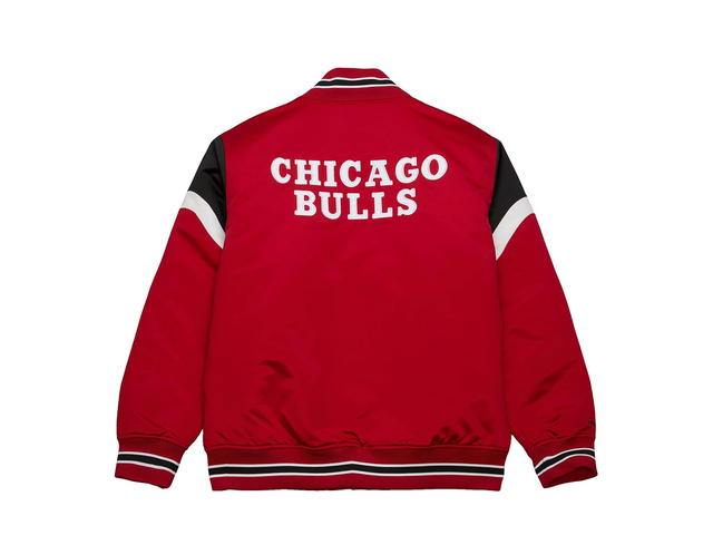 Mitchell & Ness Mitchell & Ness Chicago Bulls Heavyweight Satin Jacket - Scarlet - Mens - view 2