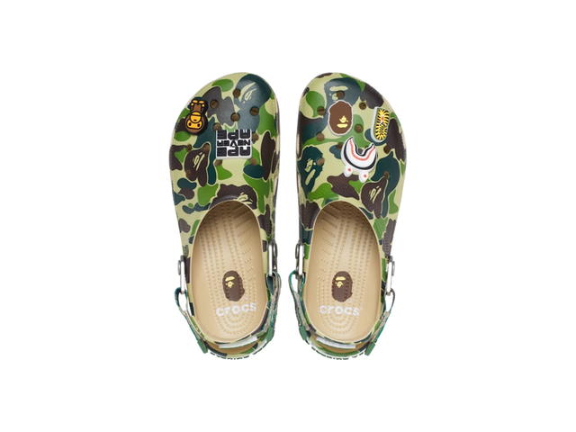 Crocs Crocs x BAPE Classic Clog Camo Green - view 2