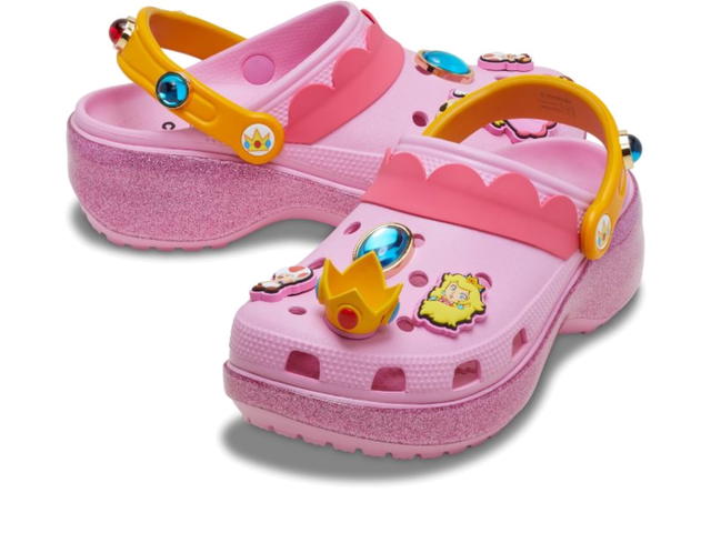 Crocs Crocs Princess Peach Classic Platform Clog Multi (W) - view 3