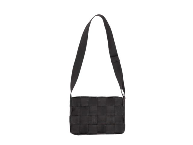 Bottega Veneta Bottega Veneta Black Intreccio Webbing Messenger Bag In Black Intreccio With Silver Hardware - view 2