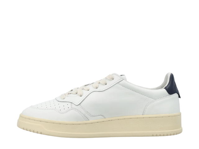Autry Autry Medalist Low-Top Sneakers In White Leather - view 3