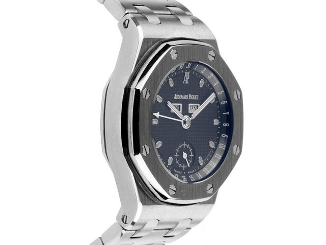 Audemars Piguet Audemars Piguet Royal Oak Offshore Full Calendar Blue - view 3