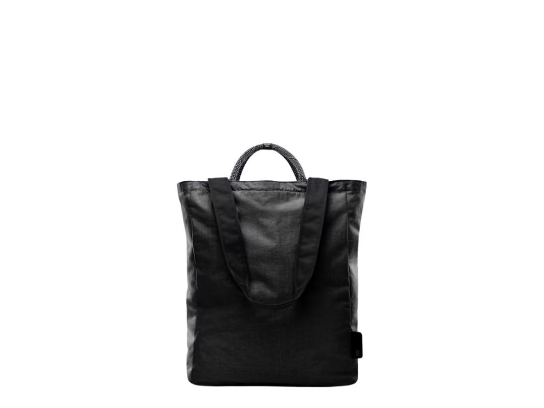 On On Tote Pack 25L Black