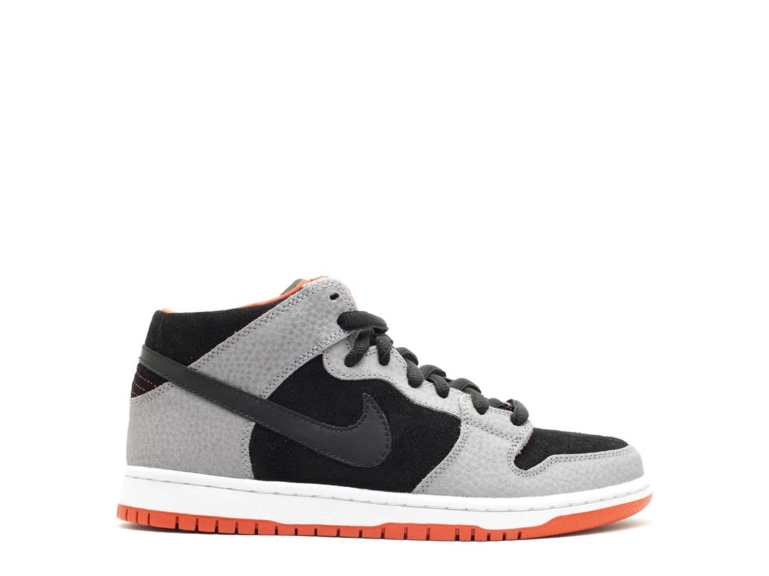 Nike Nike SB Dunk Mid Un-Supreme