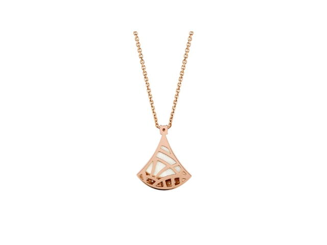 Bvlgari Bvlgari Divas’ Dream Necklace In 18 Kt Rose Gold Pendant Set With One Diamond And Mother-Of-Pearl Rose Gold - view 4