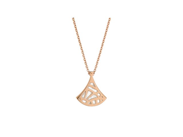 Bvlgari Bvlgari Divas’ Dream Necklace In 18 Kt Rose Gold Pendant Set With One Diamond And Mother-Of-Pearl Rose Gold - view 4