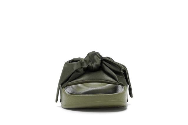Puma (W) Puma x Fenty Rihanna Bow Slide Olive Branch Silver - view 2