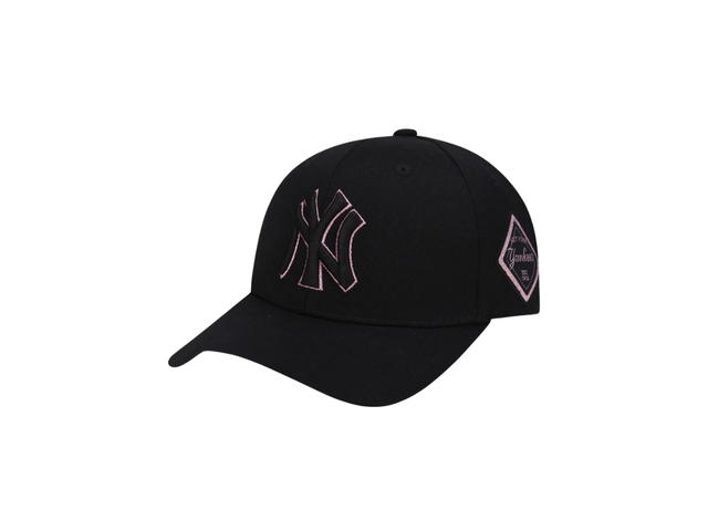 MLB MLB Diamond Structured New York Yankees Ball Cap Black - view 1