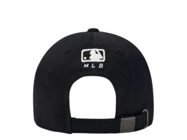 MLB MLB Varsity Lettering Logo Unstructured Ball Cap New York Yankees Black - view 3
