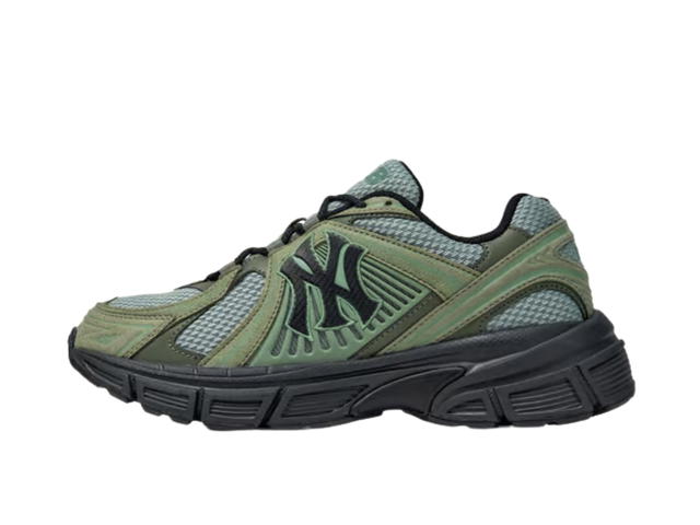 MLB MLB Trophy Runner New York Yankees Khaki (FW25) (Women's) - view 2