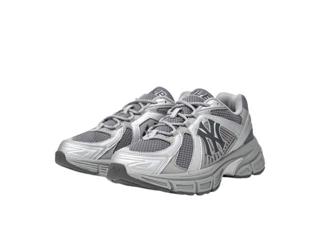 MLB MLB Trophy Runner New York Yankees Silver (FW25) (Women's) - view 3