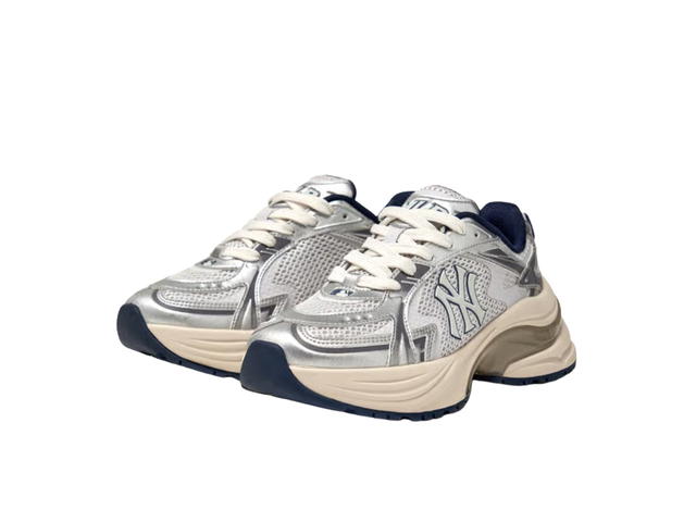MLB MLB Curve Runner New York Yankees Grey (FW25) (Women's) - view 3