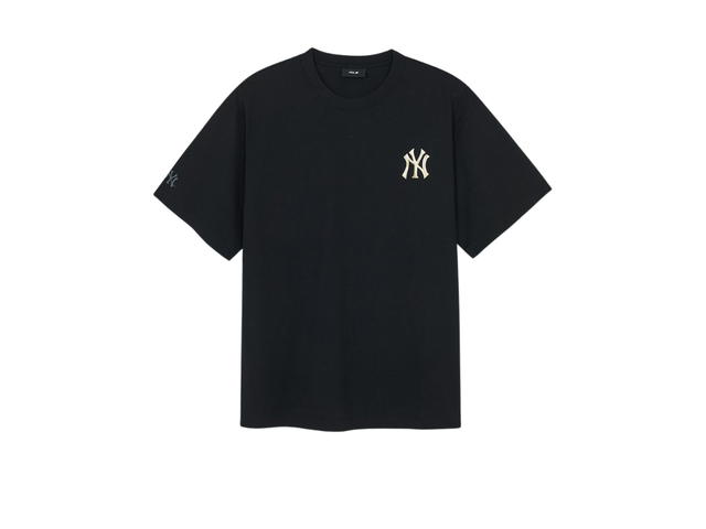 MLB MLB New Year Horse Back Graphic T-Shirts New York Yankees Black - view 1