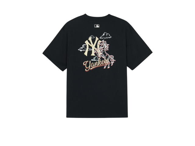 MLB MLB New Year Horse Back Graphic T-Shirts New York Yankees Black - view 2