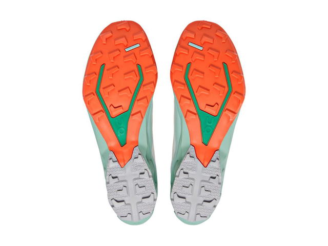On On Cloudventure Peak 3 Undye White - view 6