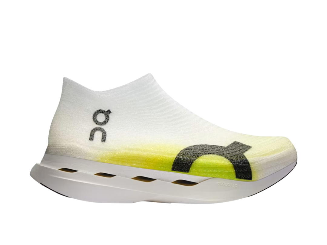On On Cloudboom Strike LS White Lime