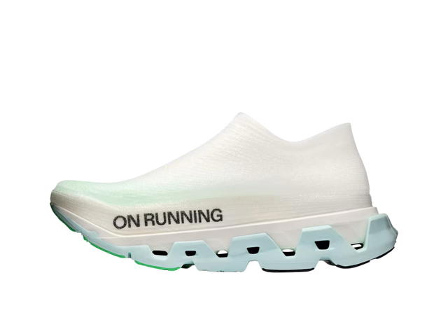 On Running On Running LightSpray Cloudmonster 3 Hyper Flurry Verdite - view 2