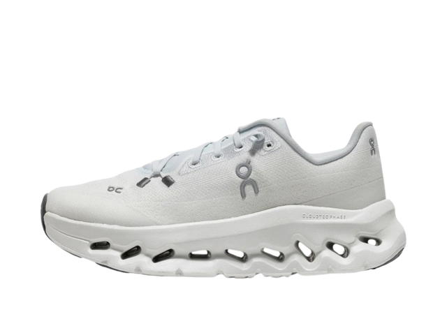 On Running On Running Cloudtilt Arctic Ice (Women's) - view 2