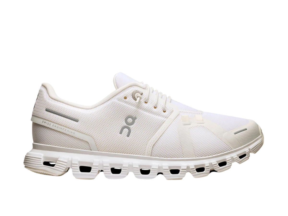 On On Cloud 6 White White (Women's)