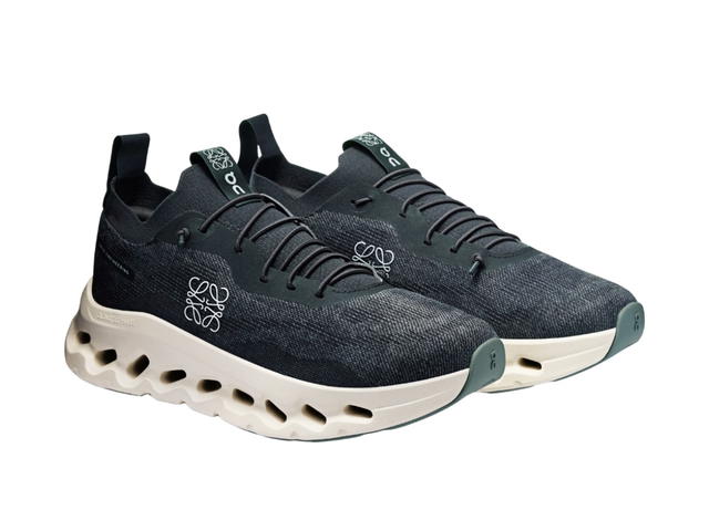 On Running On Running X Loewe Cloudtilt Denim Grey (Women's) - view 3