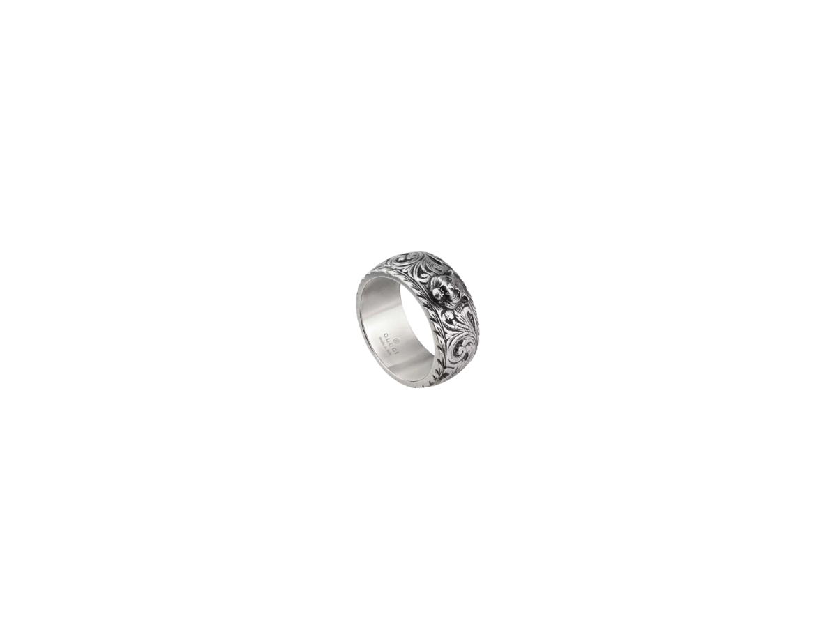 Gucci Gucci Thin Silver Ring With Feline Head Silver Aged Dark Finish