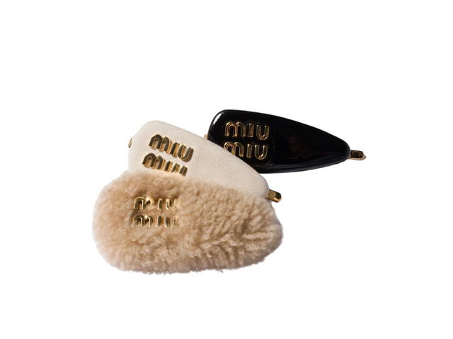 Miu Miu Miu Miu Set Of Leather Suede  And Shearling Hair Clips Sand Beige - view 1