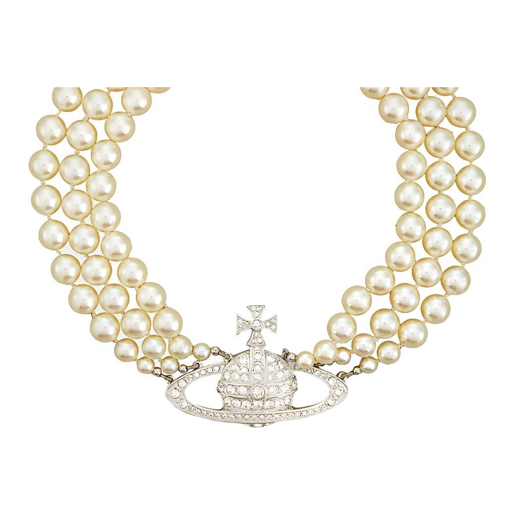Vivienne Westwood Vivienne Westwood Choker Three Row Pearl Bas Relief