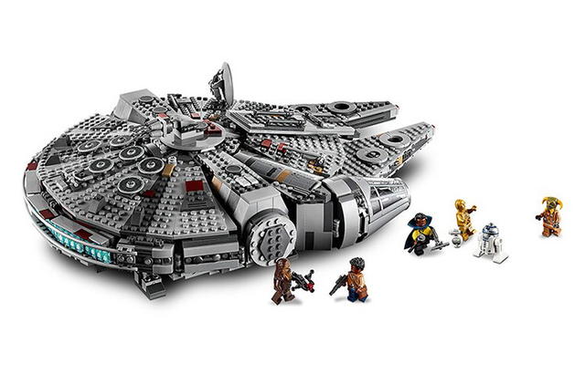Lego LEGO Star Wars Millennium Falcon Set 75257 - view 5