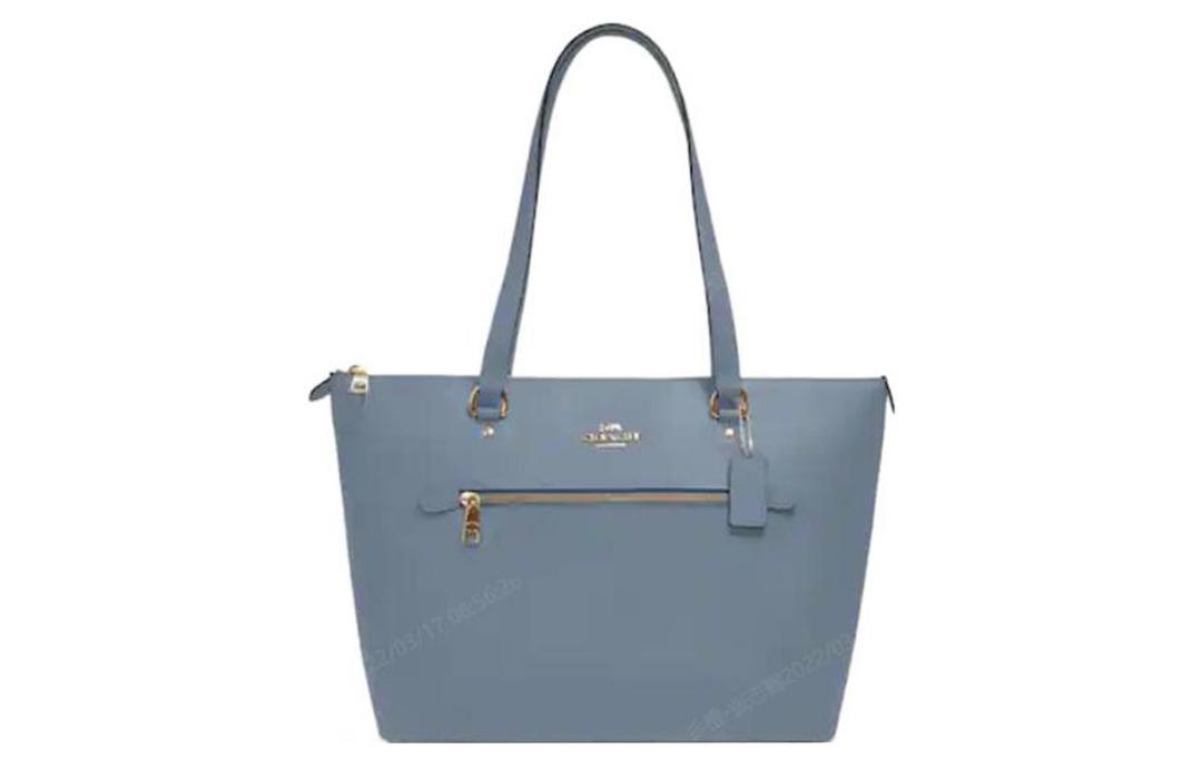 Coach Coach Gallery Shoulder Bags
