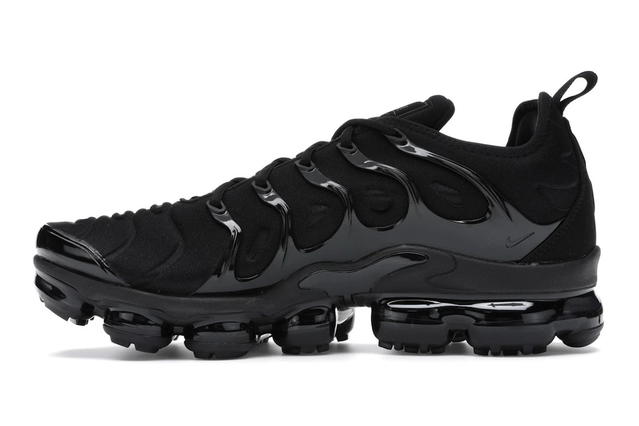 Nike Nike Air VaporMax Plus Triple Black - view 3