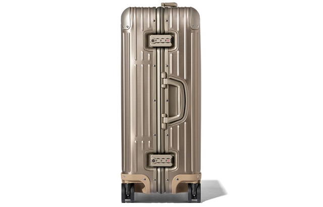 Rimowa RIMOWA ORIGINAL 26 Inches Aluminum Magnesium Alloy Travel Luggage And Checked Baggage 26 Inch Unisex Titanium Gold - view 3