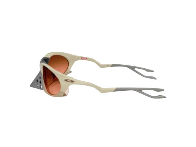 Oakley Oakley Plantaris Prizm Brown Gradient Lenses Matte Sand Frame - view 3