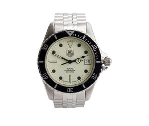 Buy Tag Heuer Professional 1000 Night Diver 37 MM Quartz Watch Green Luminous Dial at Sasom – Authentic and Ready to Ship