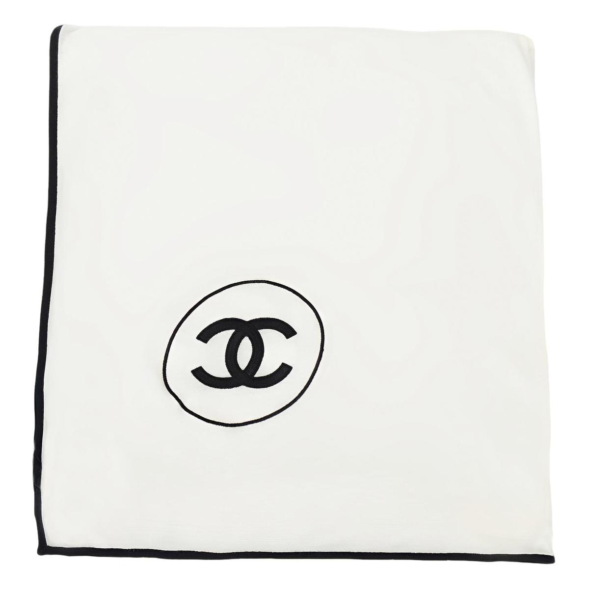 Chanel Chanel Knit Scarves Unisex White