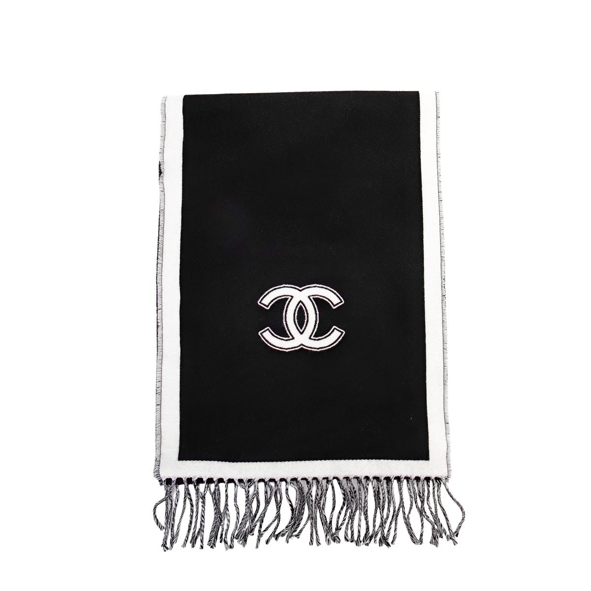 Chanel Chanel Sheep Wool Knit Scarves Unisex Black White