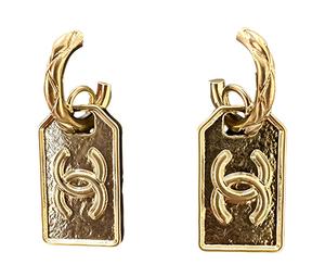 Buy Chanel Earrings Women's Gold at Sasom – Authentic and Ready to Ship