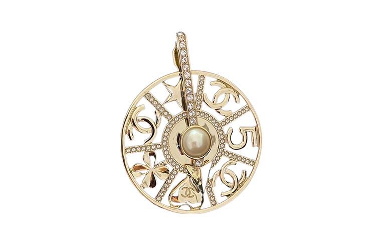 Chanel Chanel Brooches Unisex Gold