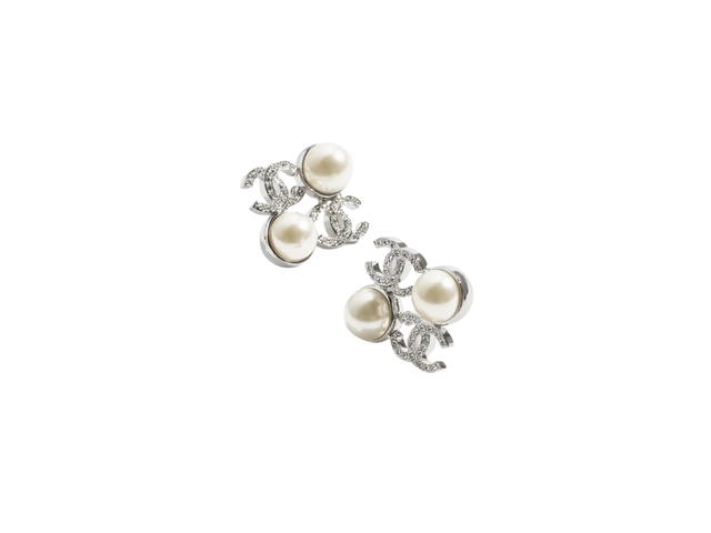 Chanel Chanel Stud Earrings In Silver Metal Crystal Glass Pearls With Strass Hardware Silver Pearly White And Crystal - view 2