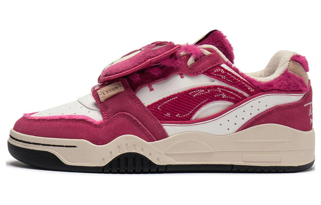 Li-Ning Disney X LINING Yuebai - Lots-o'-Huggin' Bear