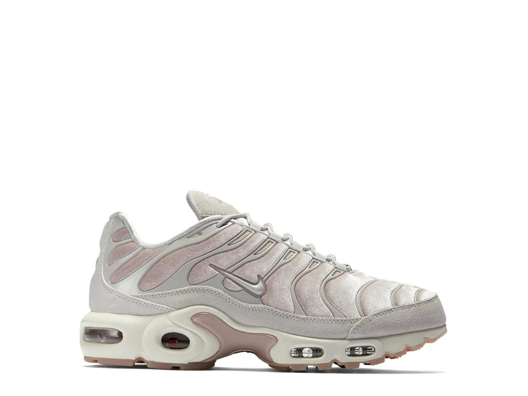 Nike Nike Air Max Plus Velvet Particle Rose (Women's)